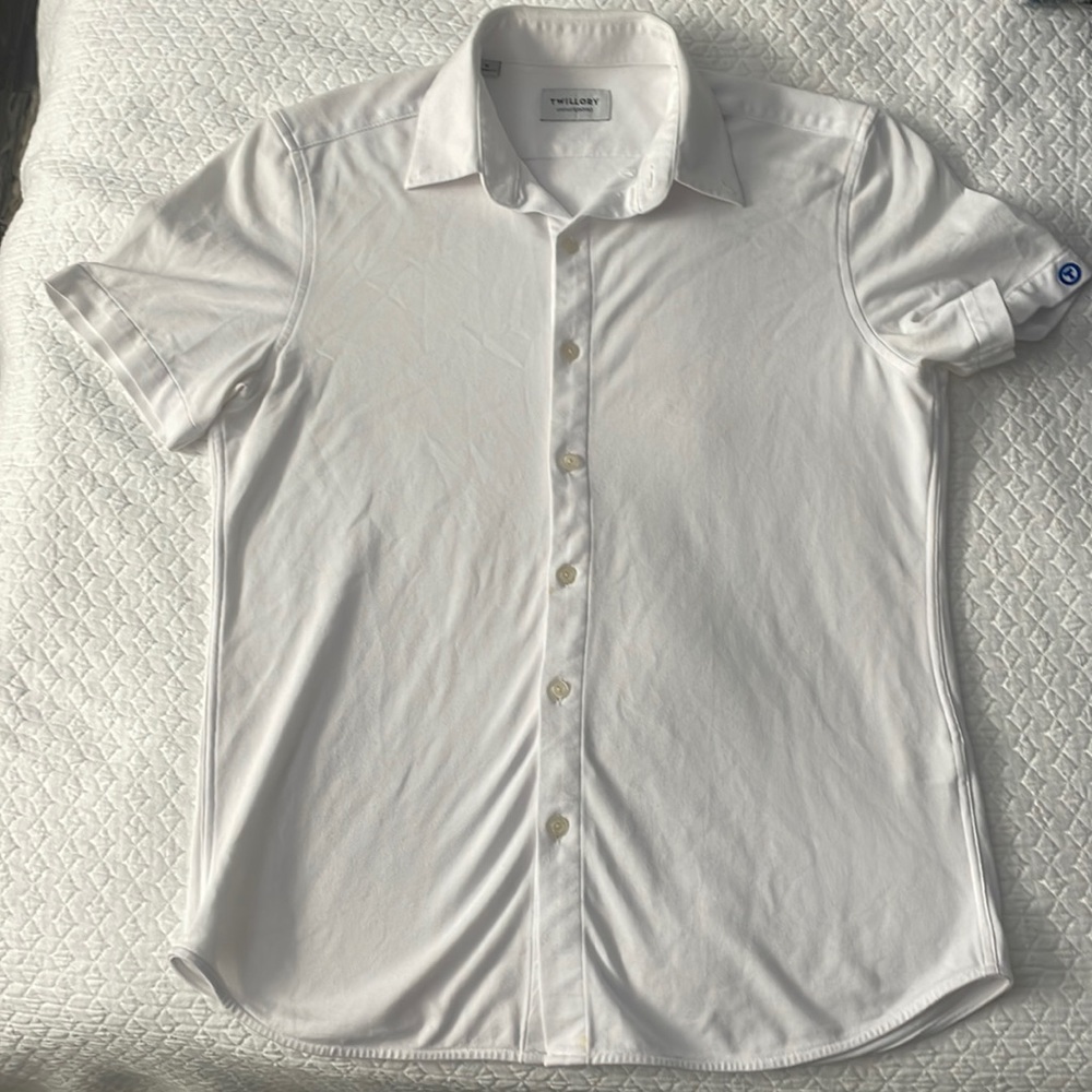 Twillory button down collared shirt